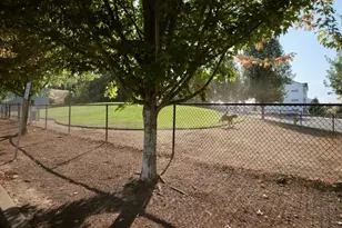 2135 NE 4 Seasons Ln, Vancouver, WA 98684 - Photo 23