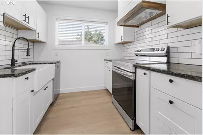 1879 G St, Springfield, OR 97477 - Photo 7