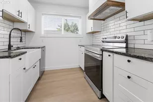 1879 G St, Springfield, OR 97477 - Photo 7
