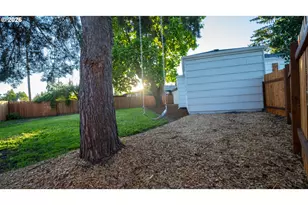 1879 G St, Springfield, OR 97477 - Photo 21