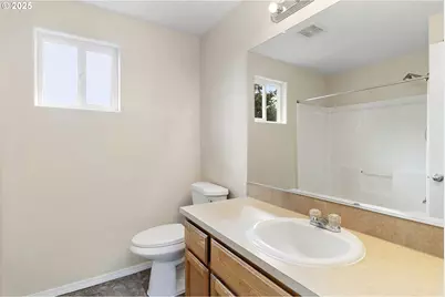 3226 NE 81st Ave, Portland, OR 97213 - Photo 25