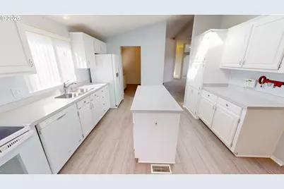 870 Hassett St, Brookings, OR 97415 - Photo 13