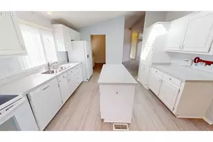 870 Hassett St, Brookings, OR 97415 - Photo 13