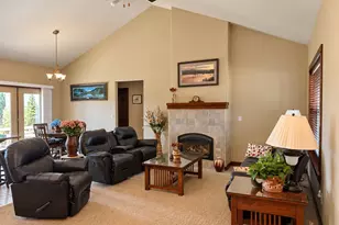 10301 Leonard Ln, Island City, OR 97850 - Photo 7