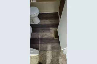 316 W 2nd #8, Onalaska, WA 98570 - Photo 9