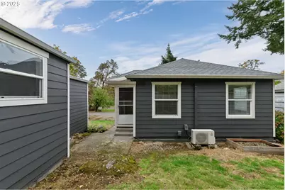 114 S John Adams St, Oregon City, OR 97045 - Photo 3