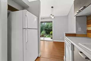 6837 NE Claremont Ave, Portland, OR 97211 - Photo 11