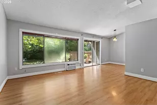 6837 NE Claremont Ave, Portland, OR 97211 - Photo 5
