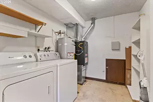 6837 NE Claremont Ave, Portland, OR 97211 - Photo 27