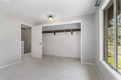 6837 NE Claremont Ave, Portland, OR 97211 - Photo 15