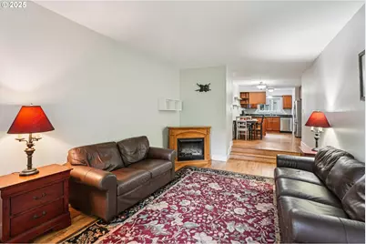 6610 SW Terri Ct #10, Portland, OR 97225 - Photo 5