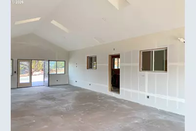17232 Dodds Hollow Rd, Merrill, OR 97633 - Photo 7