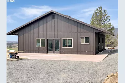 17232 Dodds Hollow Rd, Merrill, OR 97633 - Photo 3