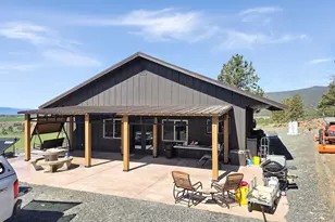 17232 Dodds Hollow Rd, Merrill, OR 97633 - Photo 1