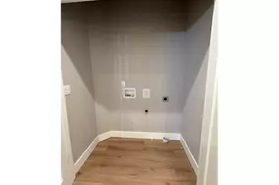 2240 NE 207th Pl, Fairview, OR 97024 - Photo 17