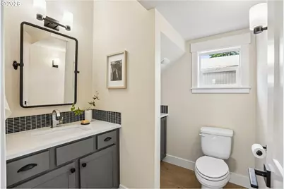 6517 SE Woodstock Blvd #A, Portland, OR 97206 - Photo 17