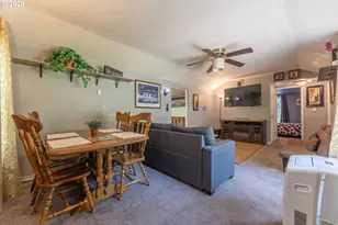 2700 Underhill Ln, West Linn, OR 97068 - Photo 3