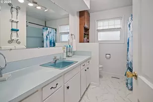 4196 Ward Dr NE, Salem, OR 97305 - Photo 23