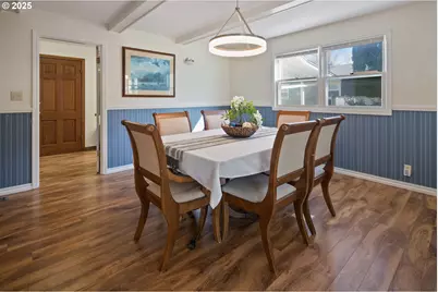 4196 Ward Dr NE, Salem, OR 97305 - Photo 9