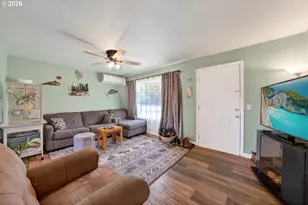 2205 Landers Ave, Roseburg, OR 97471 - Photo 3