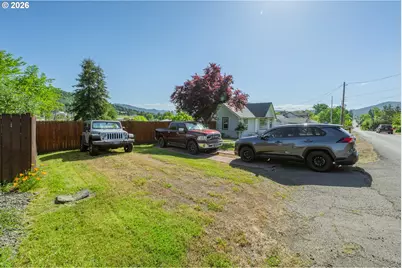 2205 Landers Ave, Roseburg, OR 97471 - Photo 31