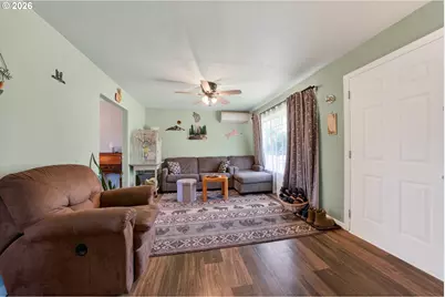 2205 Landers Ave, Roseburg, OR 97471 - Photo 5