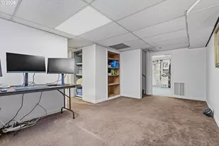 1831 NE 61st Ave, Portland, OR 97213 - Photo 29