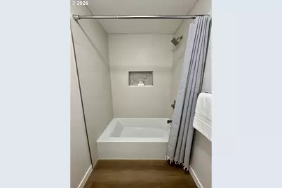 15420 NW Perimeter Dr, Beaverton, OR 97006 - Photo 25