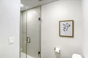 15420 NW Perimeter Dr, Beaverton, OR 97006 - Photo 19