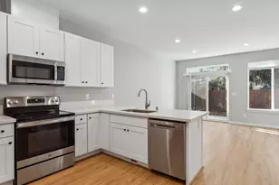 2421/2417 NE 54th St, Vancouver, WA 98663 - Photo 3