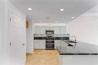 9909 NE 53rd Ave, Vancouver, WA 98686 - Photo 11