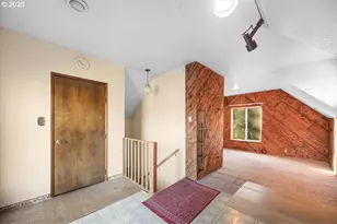 939 Buckhorn Rd, Roseburg, OR 97470 - Photo 17