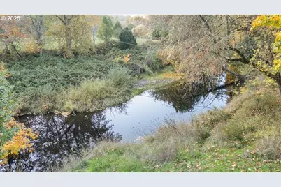 939 Buckhorn Rd, Roseburg, OR 97470 - Photo 29