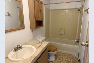1901 Kalmia St, Sweet Home, OR 97386 - Photo 7