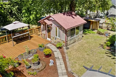 9631 SE Clatsop St, Portland, OR 97266 - Photo 45