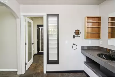 9631 SE Clatsop St, Portland, OR 97266 - Photo 29