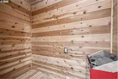 9631 SE Clatsop St, Portland, OR 97266 - Photo 31