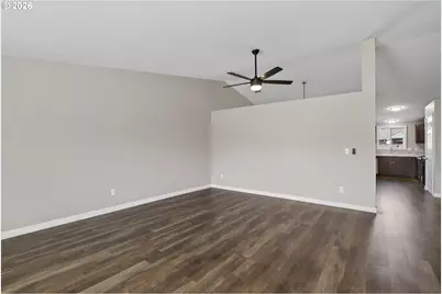 1608 NW 3rd St, Battle Ground, WA 98604 - Photo 5
