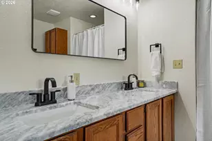 2451 SW Maplewood Dr, Dallas, OR 97338 - Photo 25