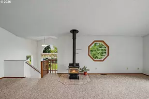 2451 SW Maplewood Dr, Dallas, OR 97338 - Photo 11