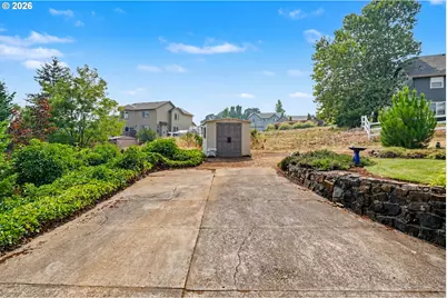 2451 SW Maplewood Dr, Dallas, OR 97338 - Photo 45