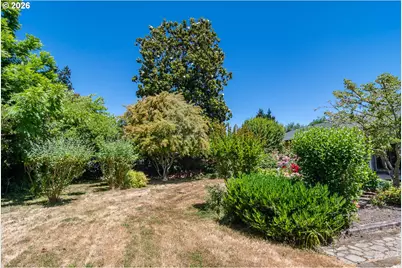 890 W Hickory St, Roseburg, OR 97471 - Photo 35