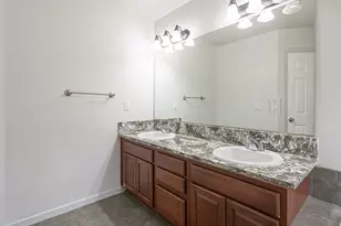21754 NE Couch Ct, Gresham, OR 97030 - Photo 19
