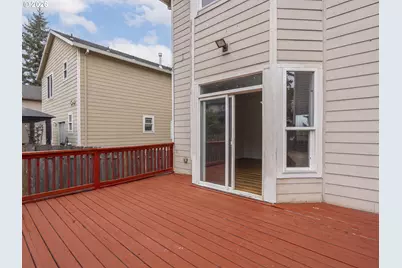 21754 NE Couch Ct, Gresham, OR 97030 - Photo 27