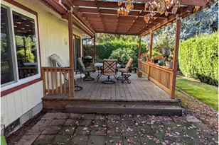 5440 J St, Springfield, OR 97478 - Photo 13