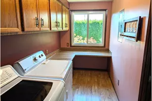 5440 J St, Springfield, OR 97478 - Photo 11