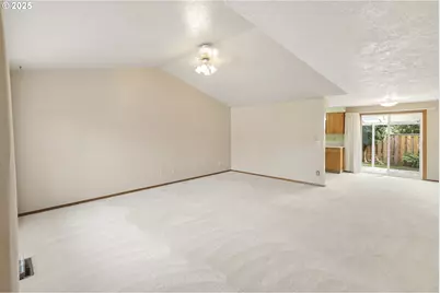 1609 Johnson Dr, Newberg, OR 97132 - Photo 9