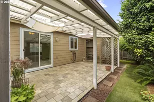 1609 Johnson Dr, Newberg, OR 97132 - Photo 5