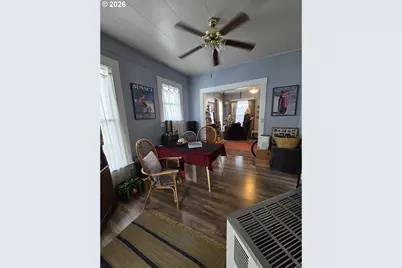 1908 1906 1/2 Adams Ave, La Grande, OR 97850 - Photo 17
