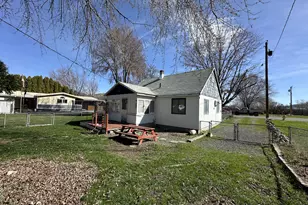 421 Cottonwood, Mount Vernon, OR 97865 - Photo 9